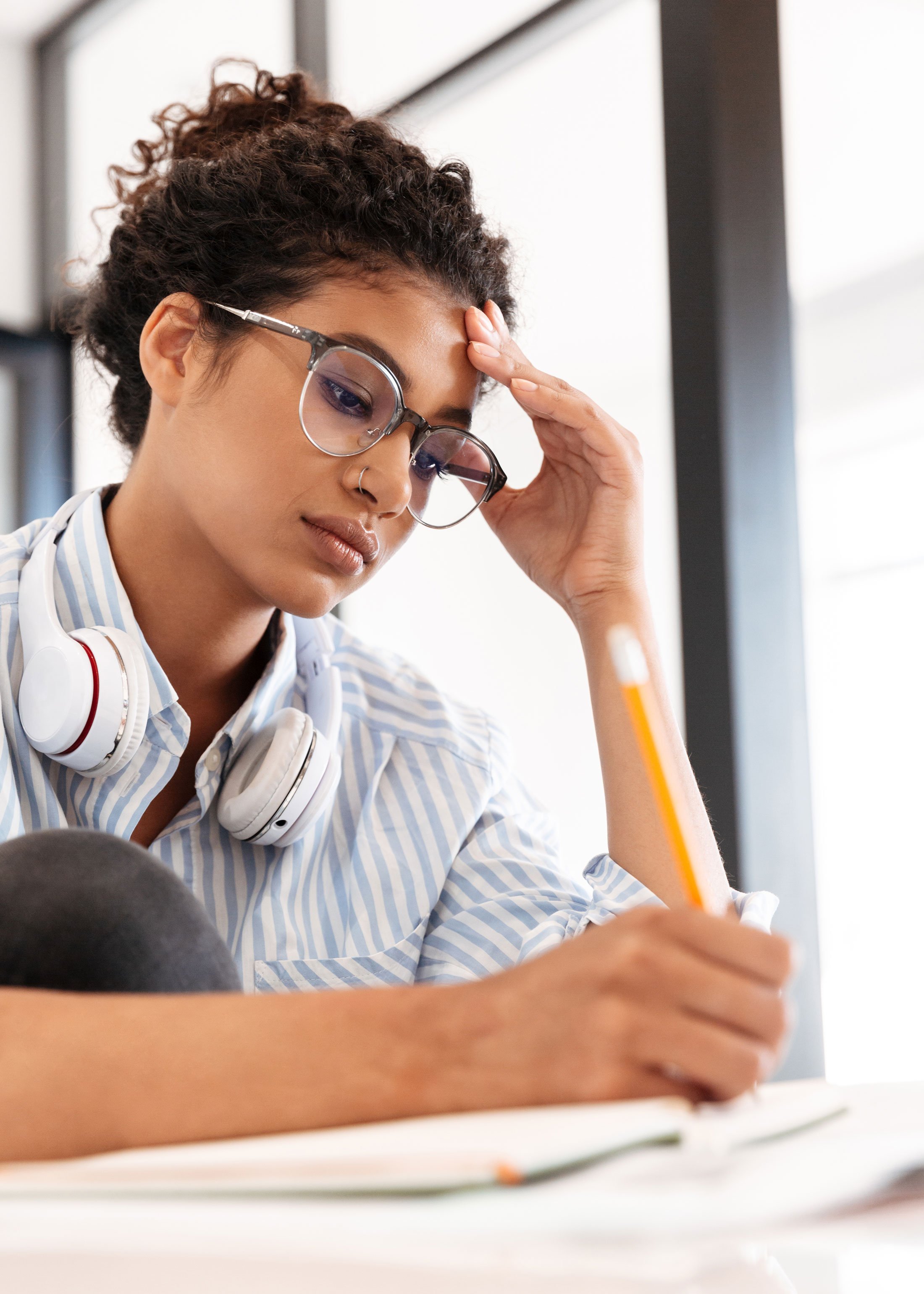 girl_studying